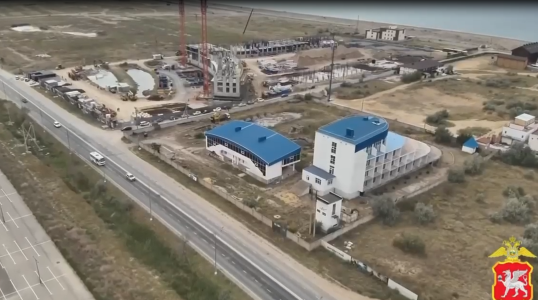 В Сакском районе на стройке поймали девять рабочих-нелегалов