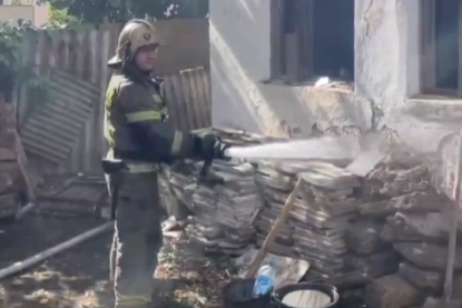 В Симферопольском районе снова ликвидируют пожар