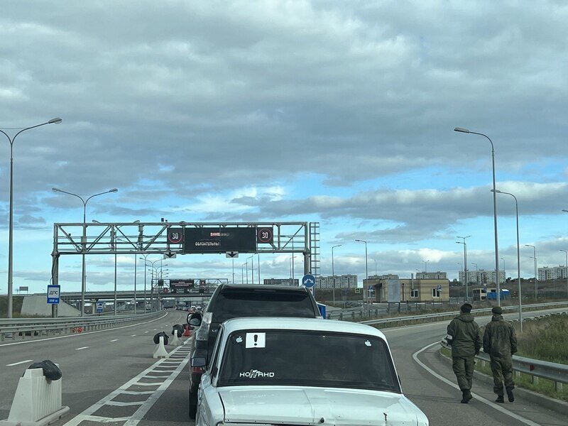 Движение по Крымскому мосту восстановленно