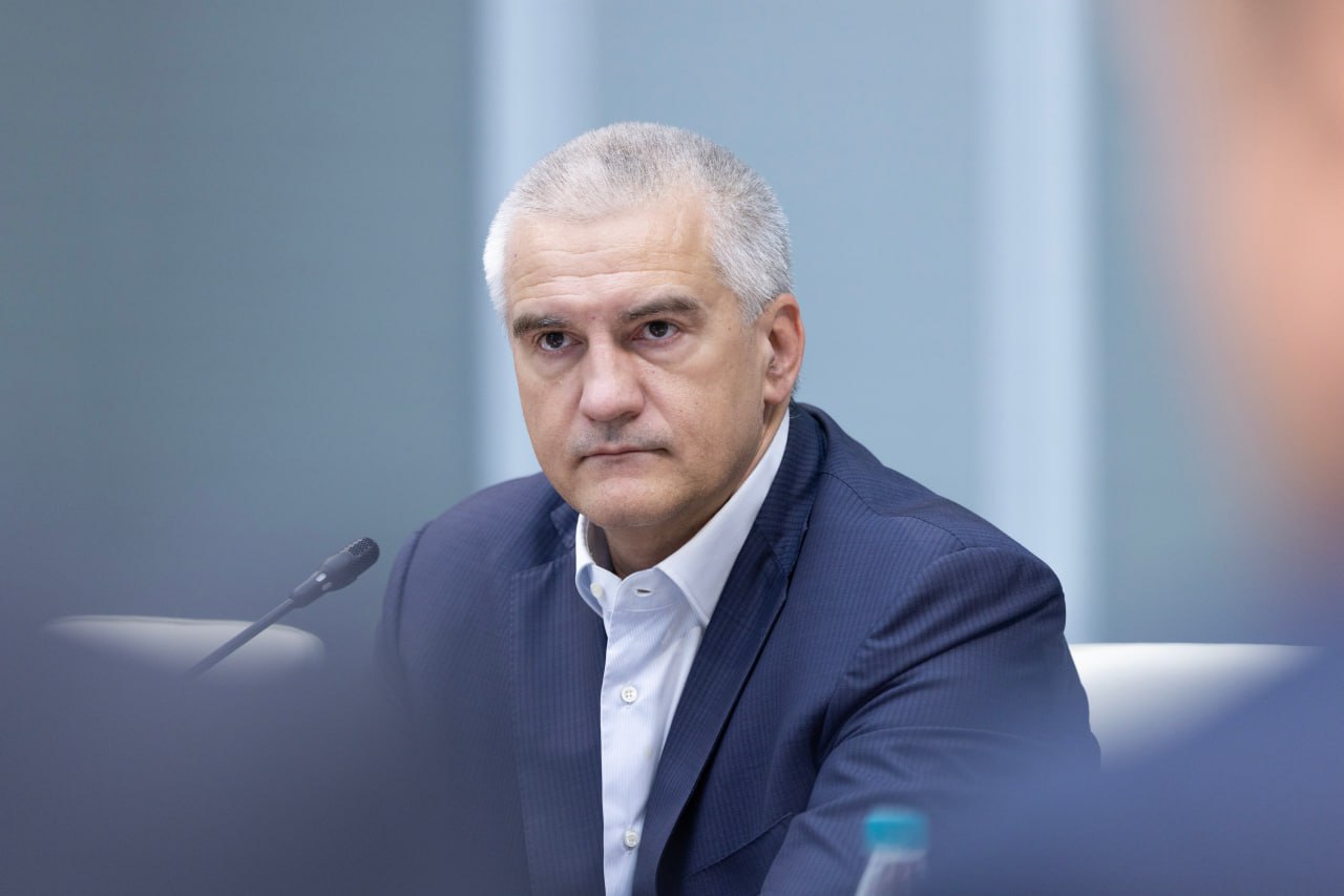 Аксёнов: важно просчитывать риски по всем направлениям, затрагивающим развитие региона