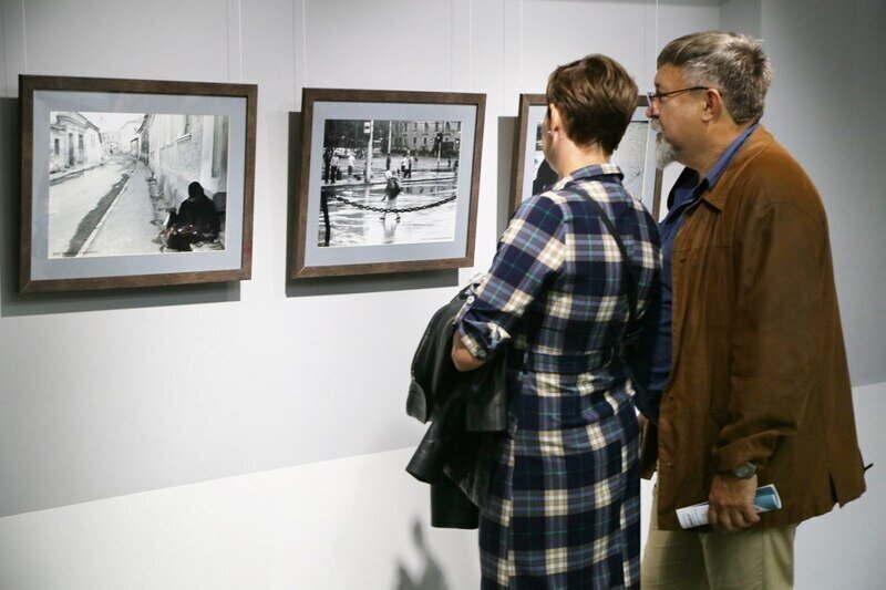 Концептуальная фотография: в Симферополе открылась выставка «Синдром Сизифа»