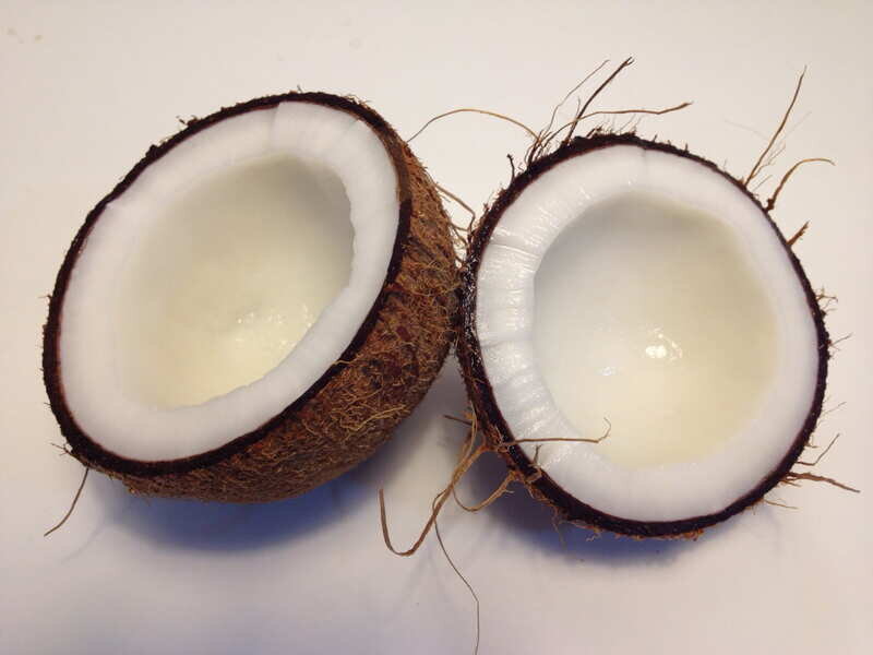 Бывает ли зелёная кровь, почему кокос - это не орех и другое: рубрика интересных фактов