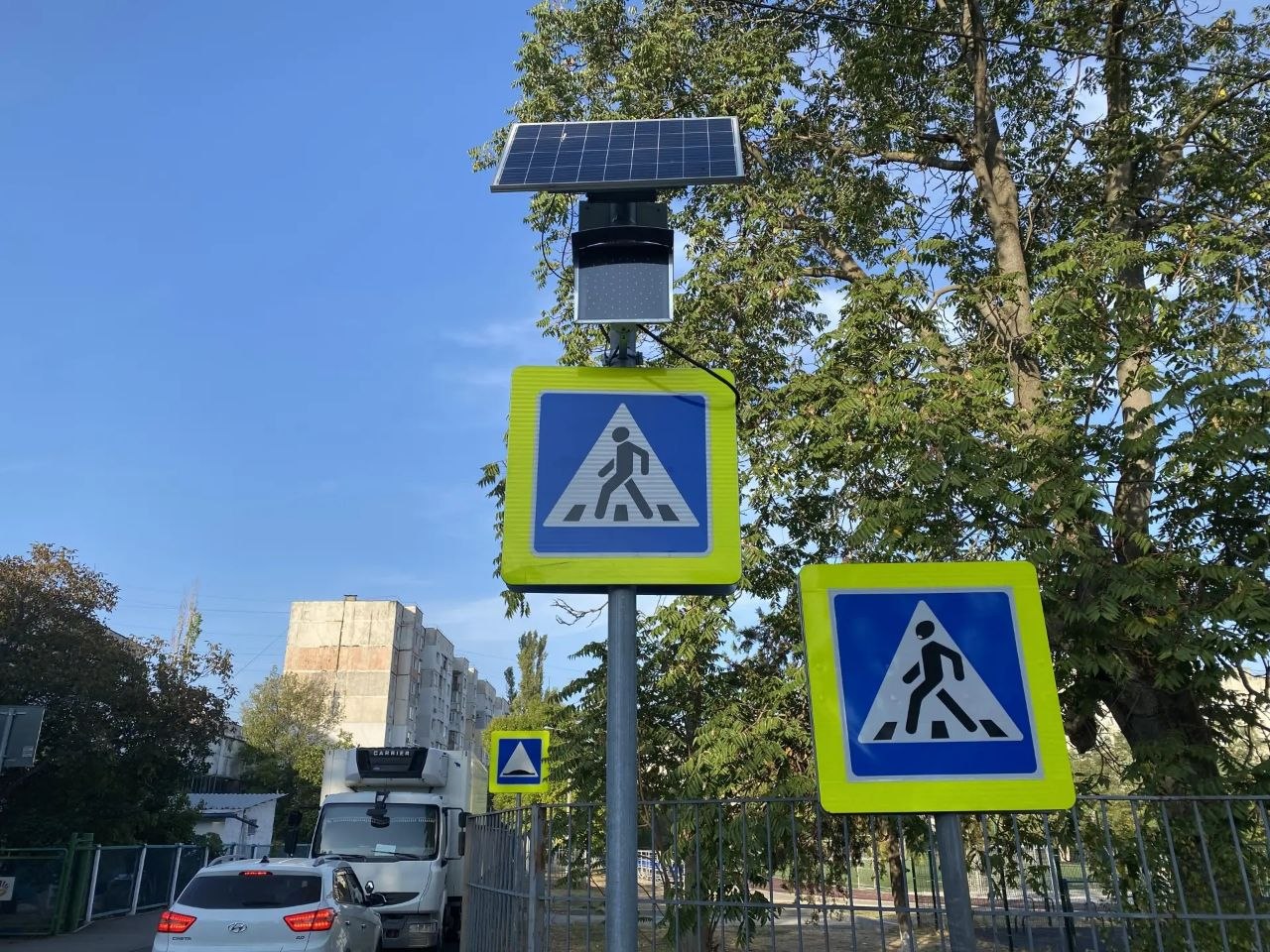 Свыше 100 пешеходов в Симферополе нарушили ПДД на прошлой неделе