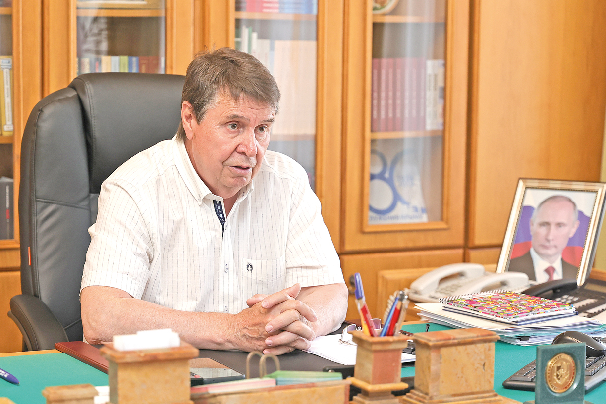 Борьба за автономию, долгий путь домой и неизбежность нового гимна: интервью с первым заместителем Председателя Госсовета РК Сергеем Цековым