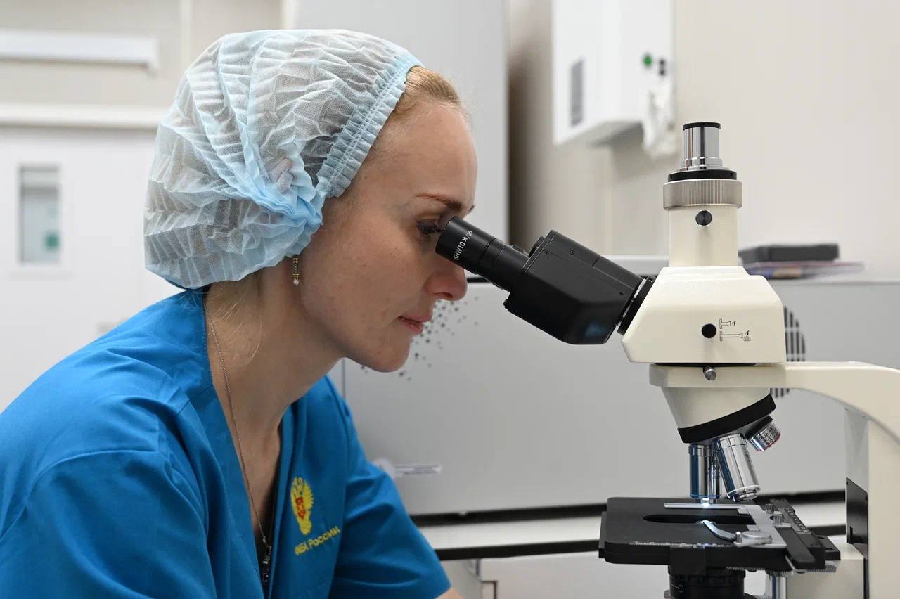 Российские учёные нашли вещество, вызывающее гибель раковых клеток