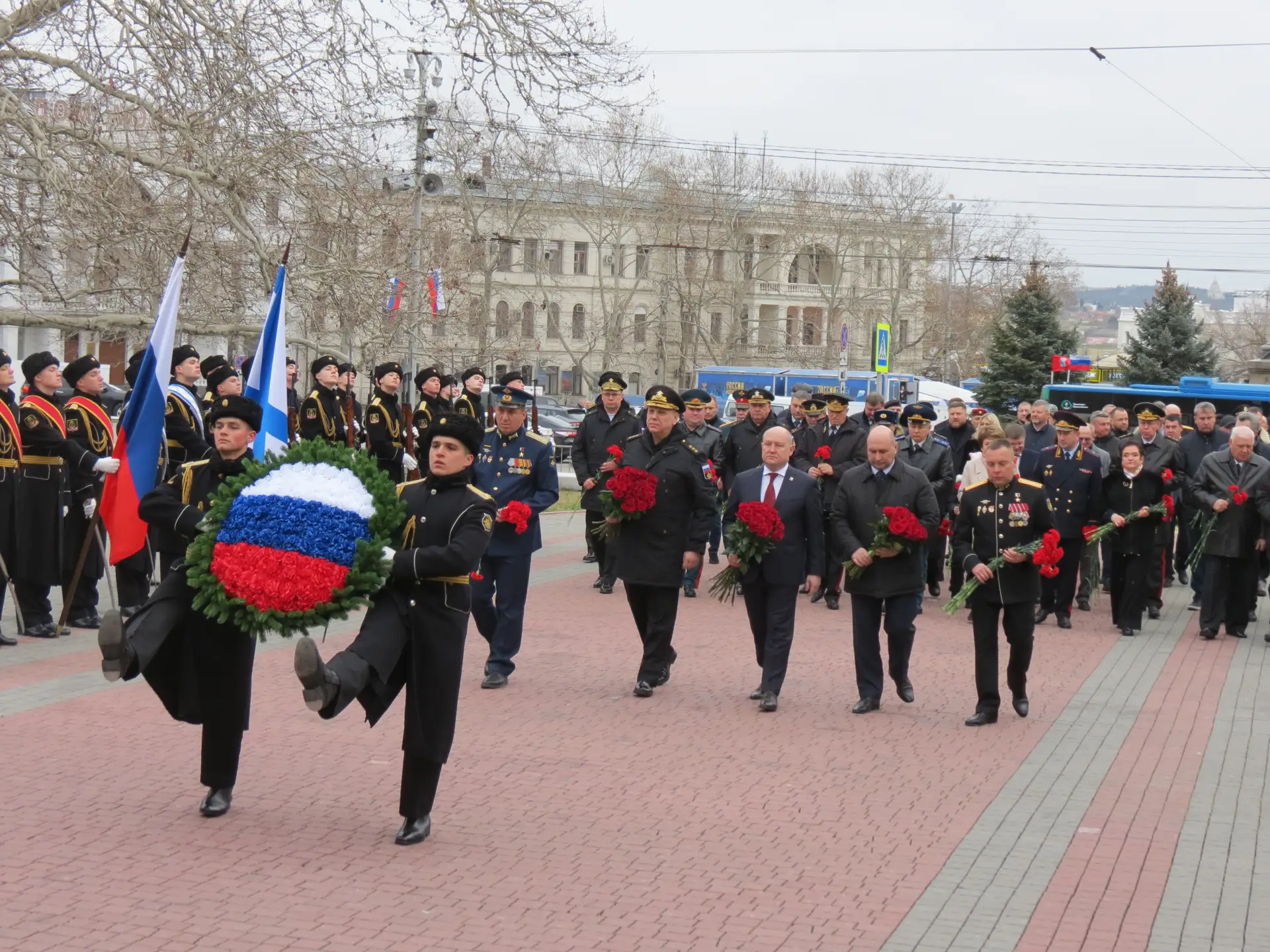 В Севастополе прошли торжественные мероприятия, посвящённые Дню защитника Отечества и 12-й годовщине начала Русской весны