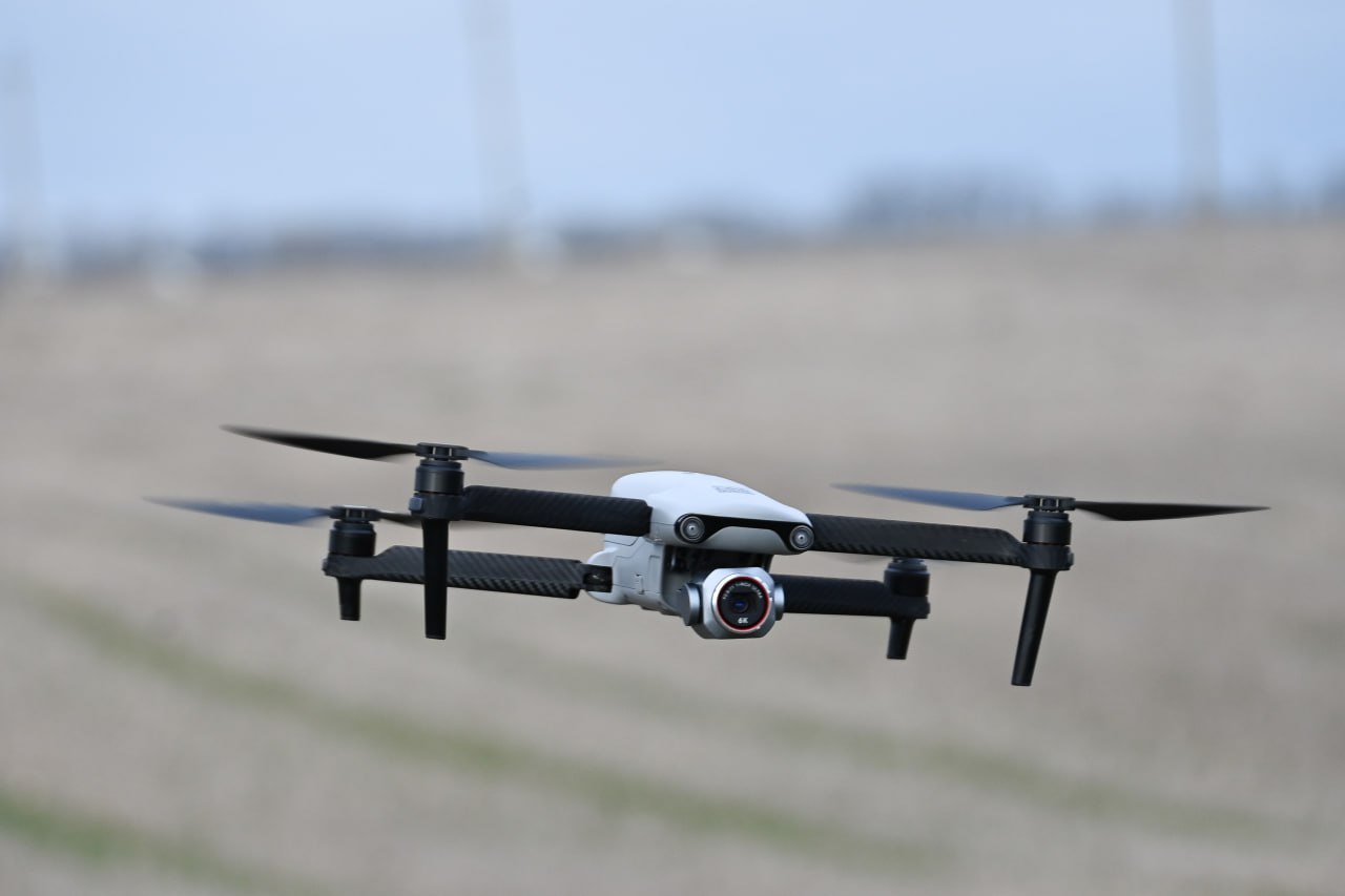 Доставки грузов и посев семян: как в России совершенствуют гражданские беспилотники