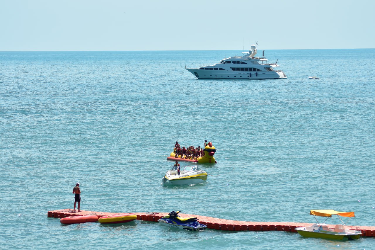 В Крыму с этого года запретят плавать на катамаранах