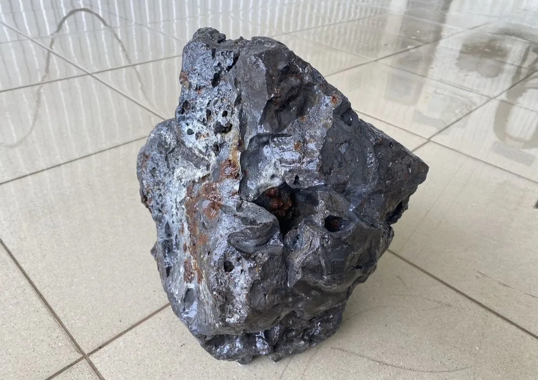 «Метеорит» за 9 миллионов рублей продают в Крыму