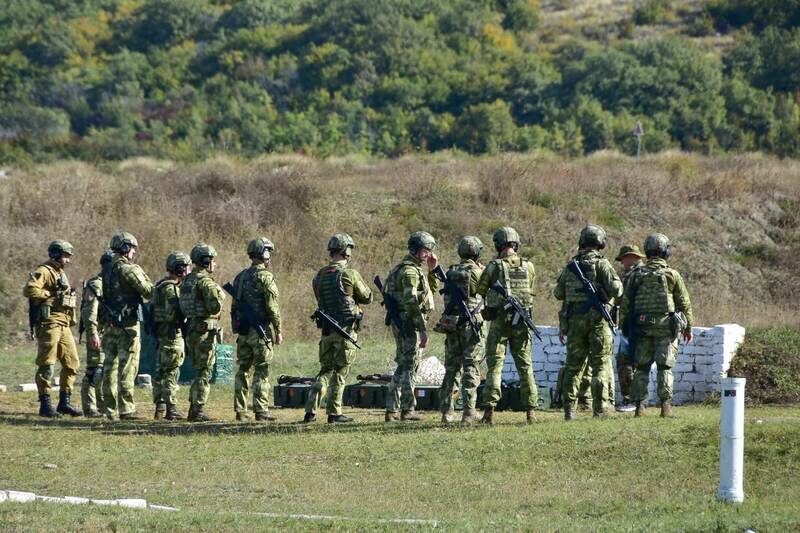 Российские войска займут оборону на левом берегу Днепра