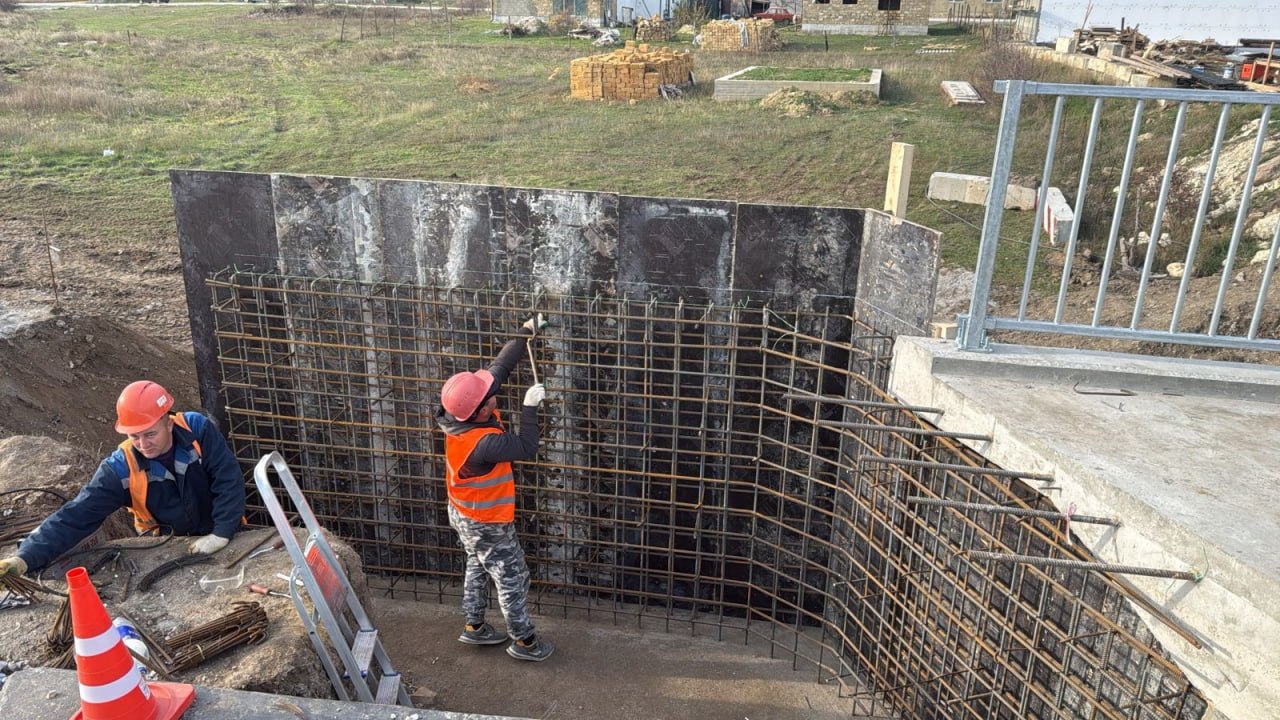 Гоцанюк: подрядчикам необходимо нарастить темпы реконструкции мостов в Крыму