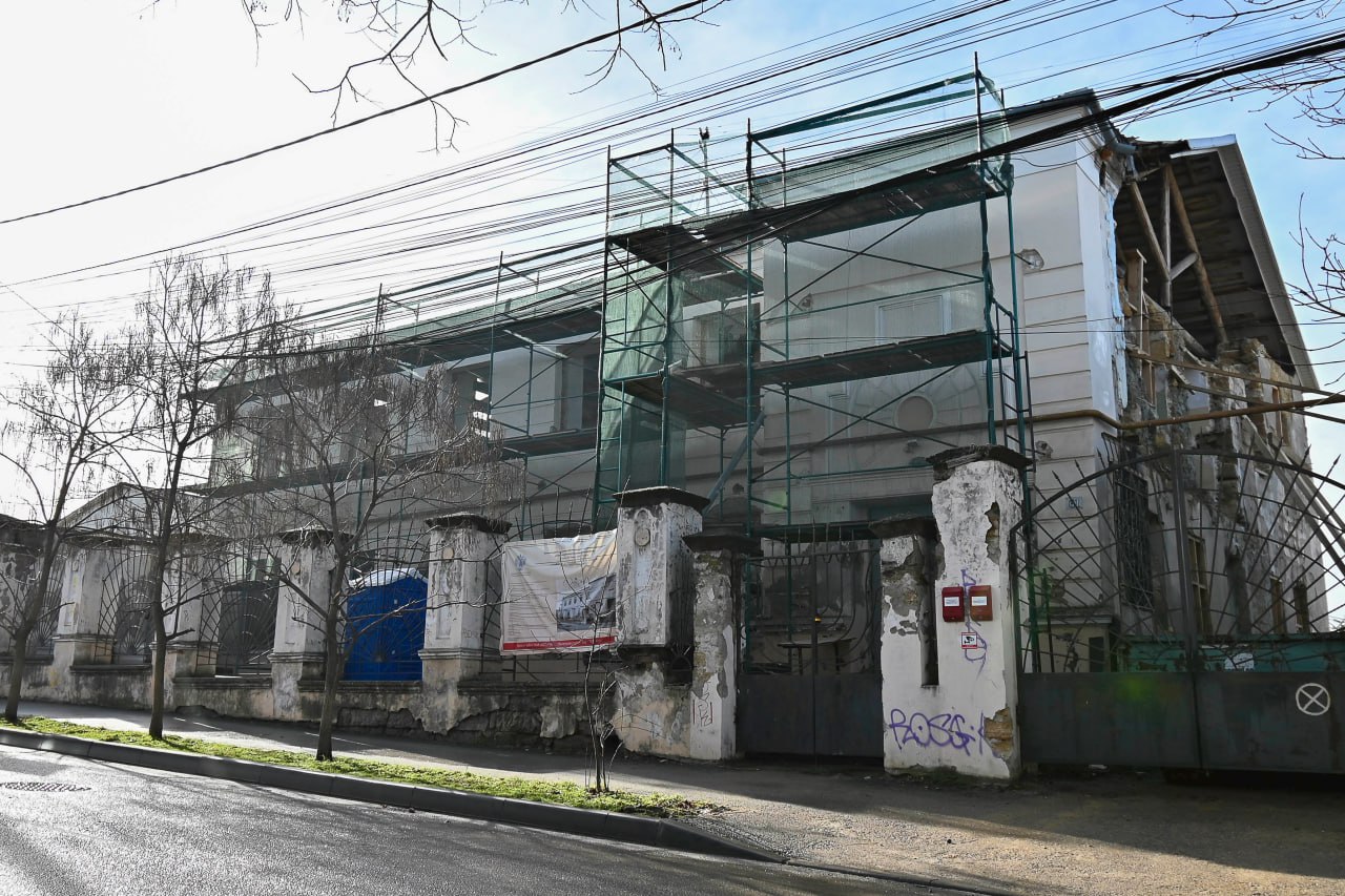 От античных городищ до усадеб XIX века: какие исторические объекты отреставрируют в Крыму и во сколько это обойдётся