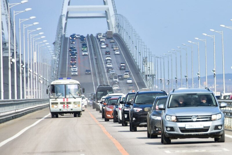 На Крымском мосту ускорят процесс досмотра автомобилей