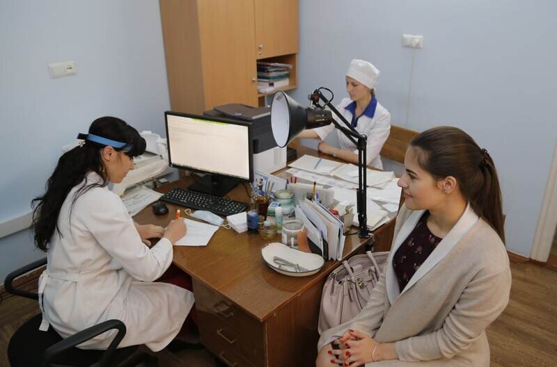 По программе «Земский доктор» в Крыму приступят к работе 65 медиков