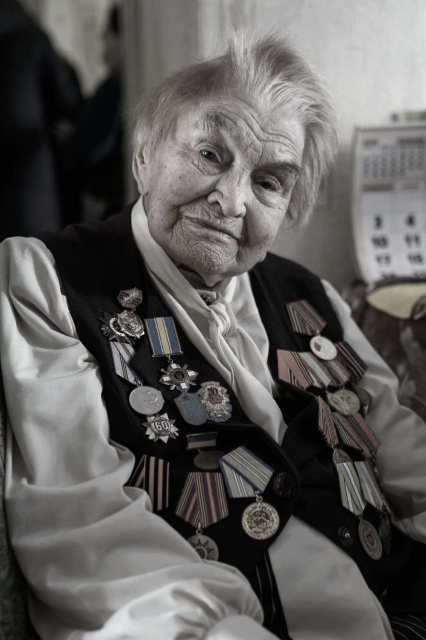 В 16 лет она освобождала Кавказ, Украину и Чехословакию: в Евпатории простятся с ветераном Великой Отечественной войны 