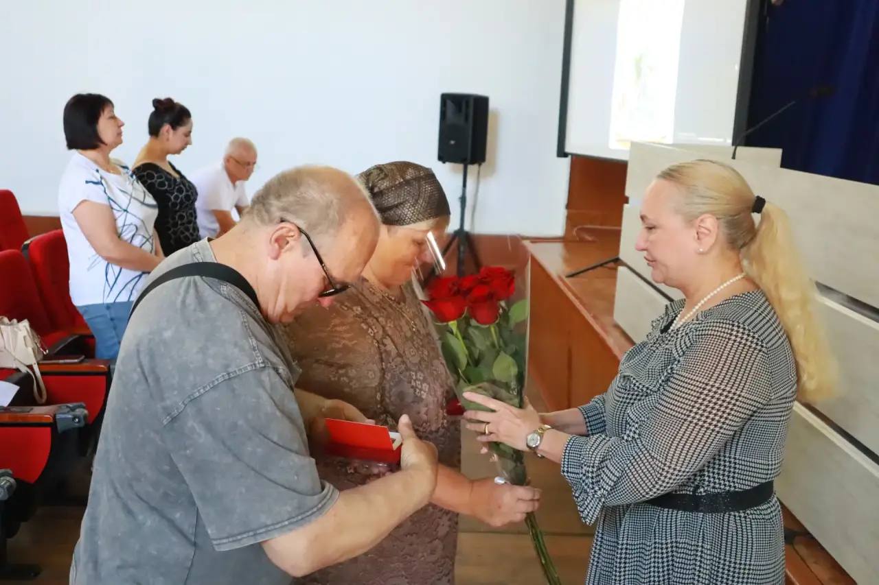 Награды погибших героев СВО из Белогорского района вручили их родственникам