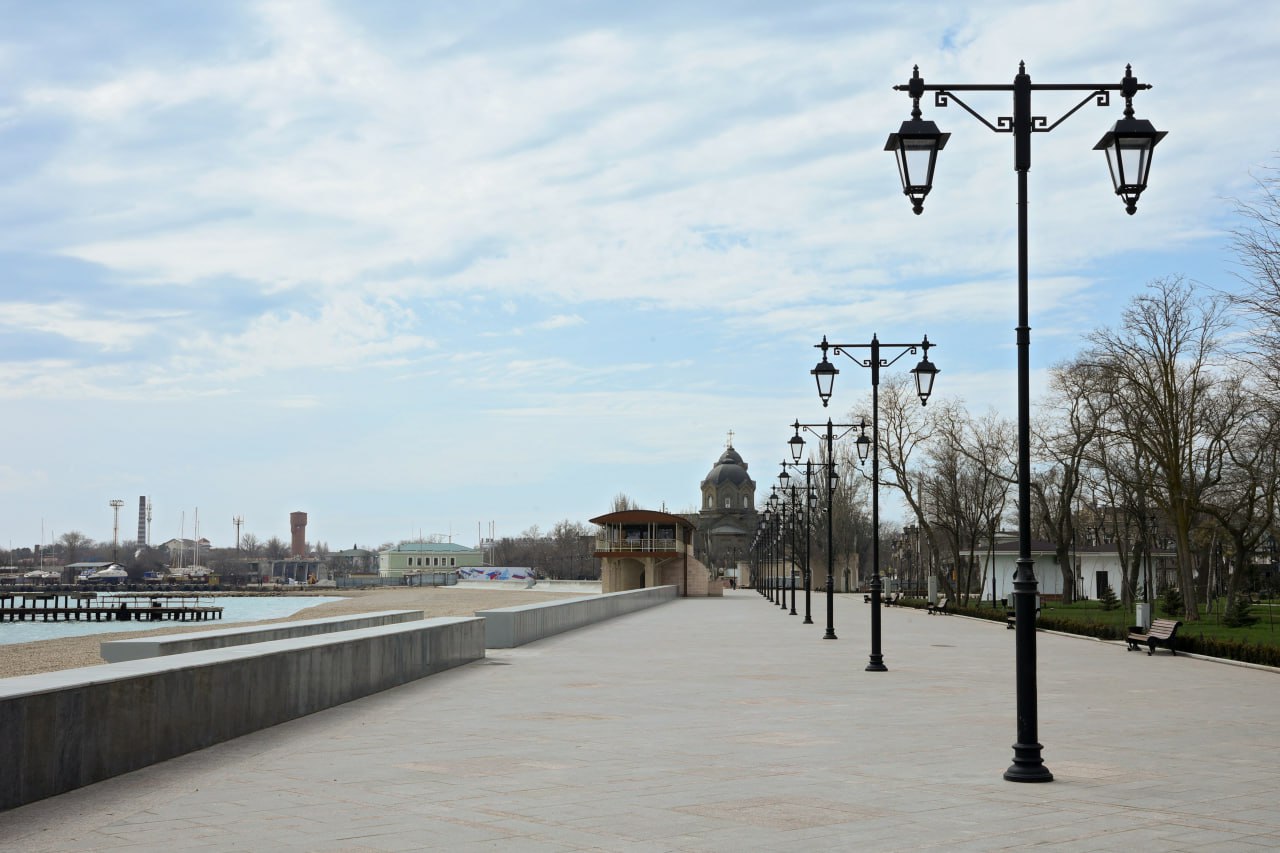 Аварийный причал в Евпатории снесут