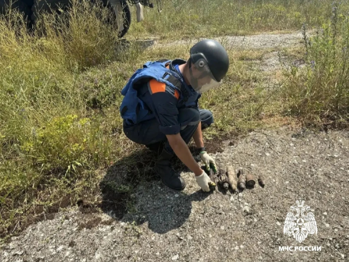 В Феодосии, Керчи и двух районах Крыма обезвредили 14 снарядов времён войны