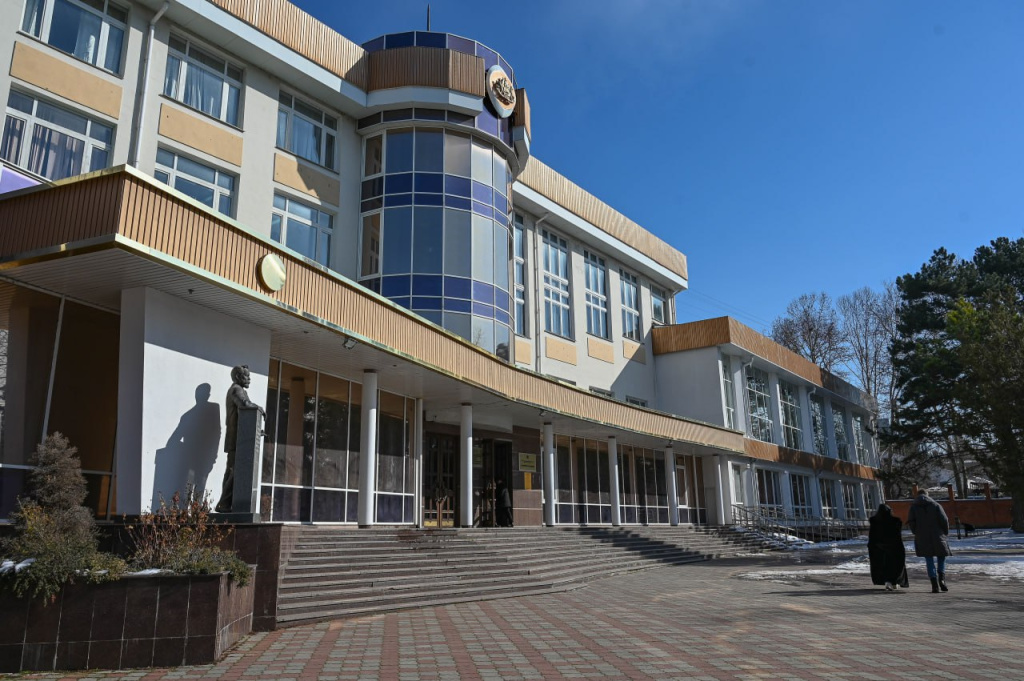 КФУ им. Вернадского выделят 200 млн рублей, полученные от продажи национализированного имущества 