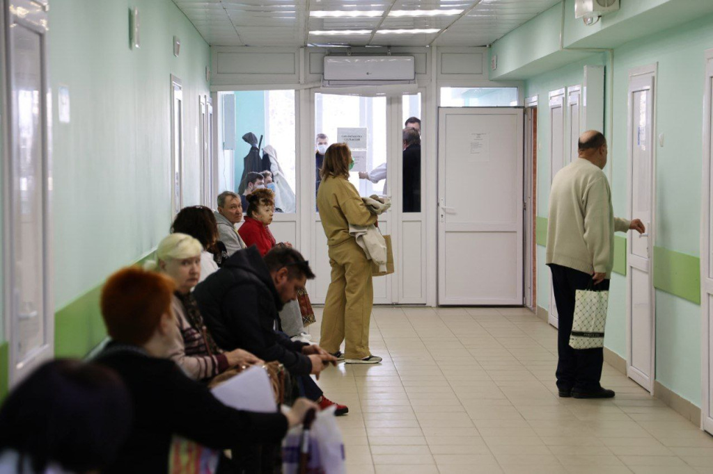 К какому врачу можно попасть напрямую, а к каким медспециалистам - только через терапевта