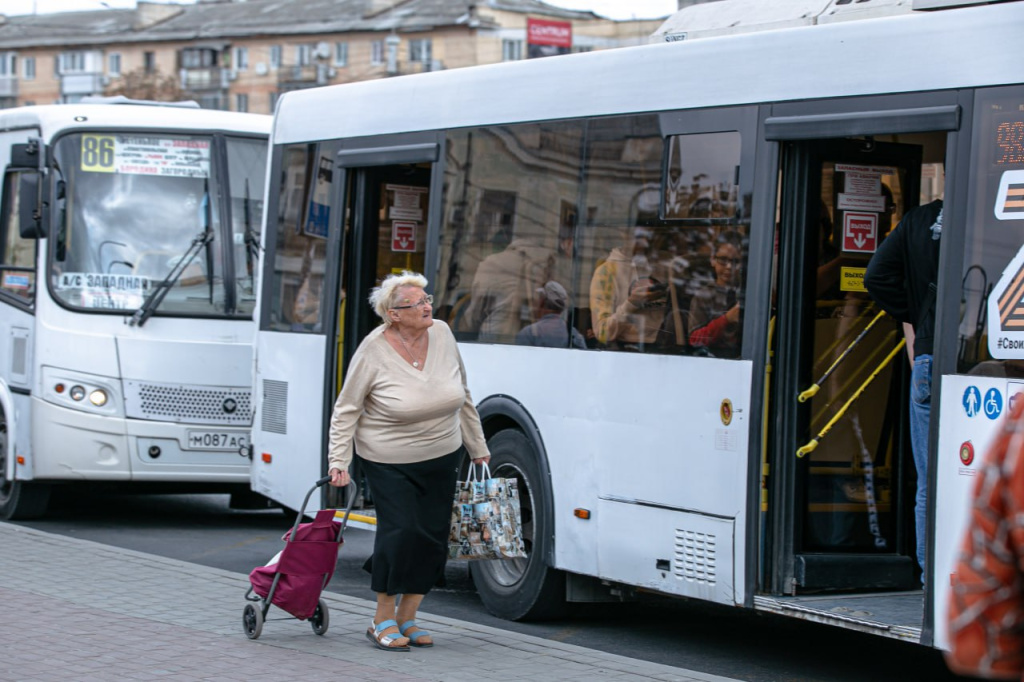 С 1 ноября автобус «Строгоновка-Симферополь» будет ездить по новому расписанию