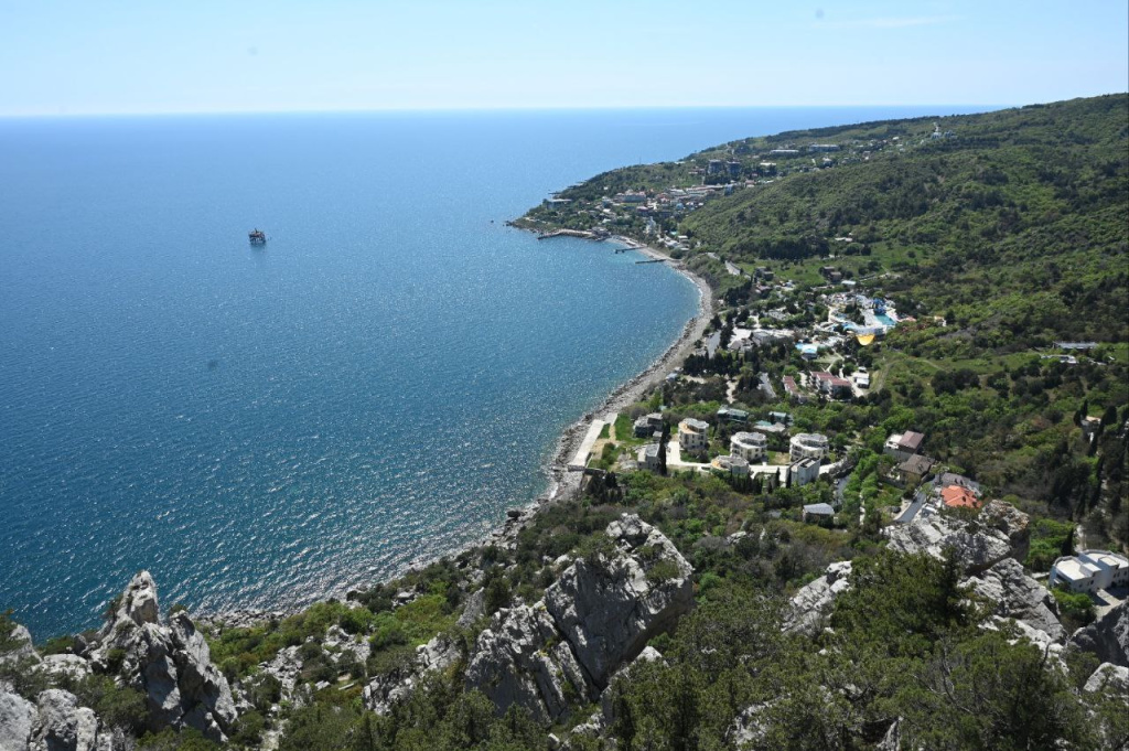 Как изменение климата влияет на растительный мир Крыма