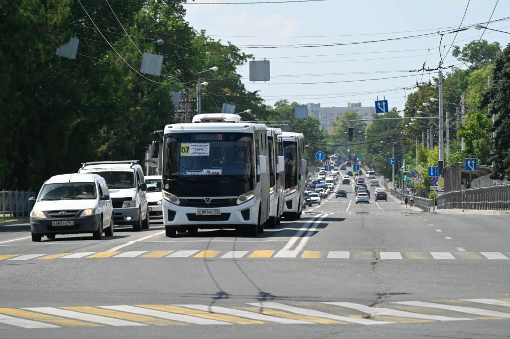 В Симферополе 20 августа на маршруты вышли 73% автобусов, троллейбусы не ходят