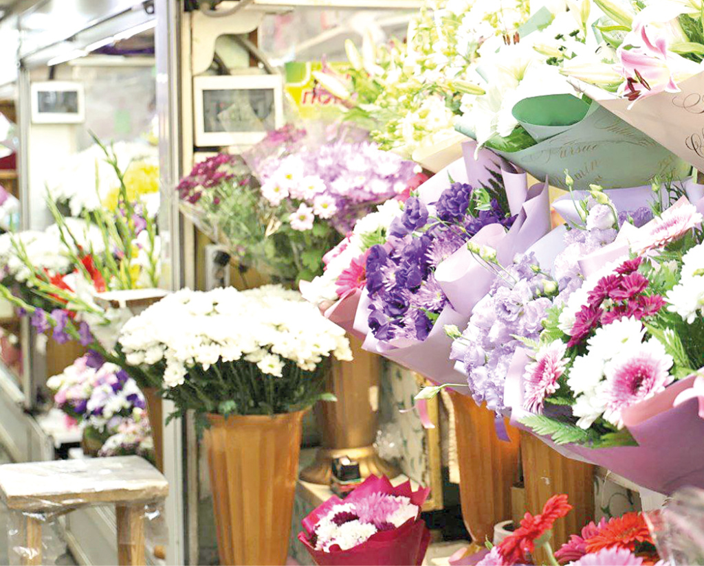 В Крыму поддержали законопроект о повышении пошлины на импортные цветы в канун 8 Марта