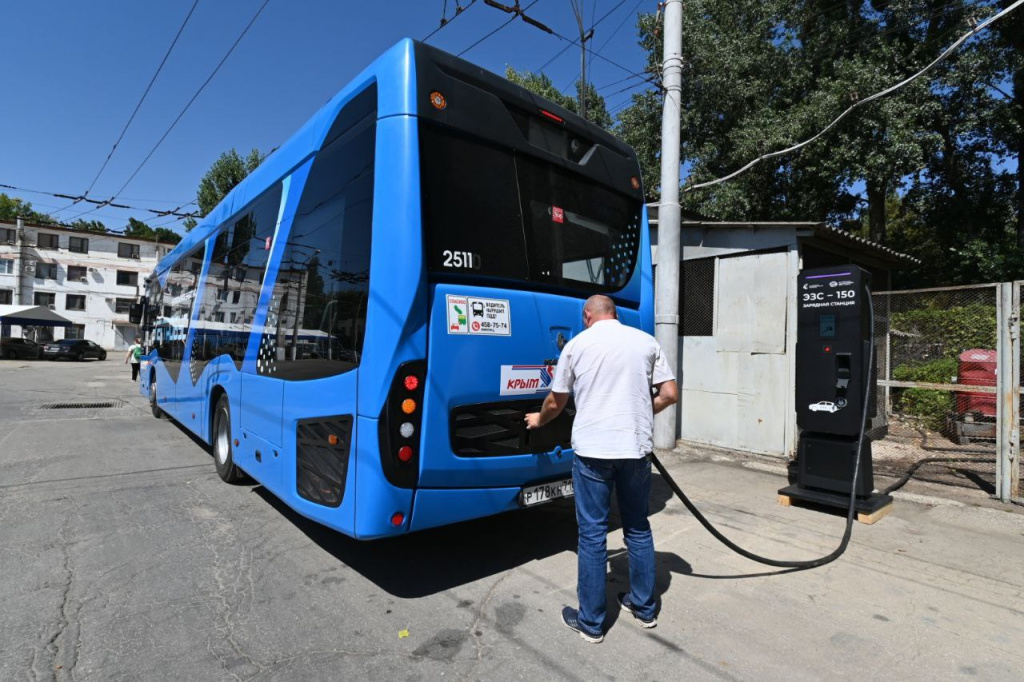 Более 70 заправок для электромобилей появилось в Крыму за два года