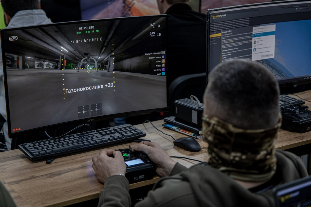 Крымчанам рассказали, как поступить на военную службу по контракту в войска беспилотных систем